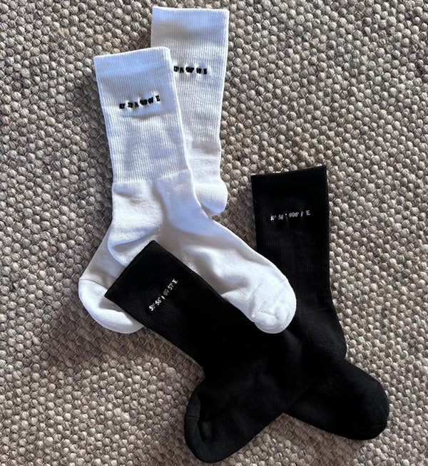 Socken personalisierbar mit gesticken Koordinaten